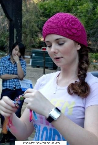 poze lena trebuia avem loc numai nostru,al fanilor lena katina